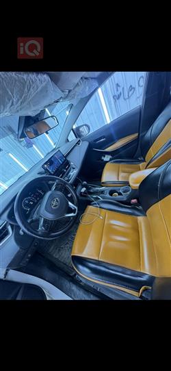 تۆیۆتا کۆرۆلا